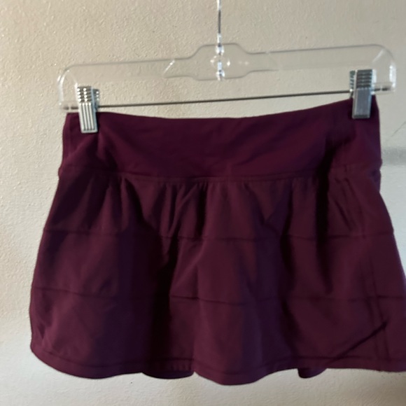 lululemon athletica Dresses & Skirts - Lululemon skirt size 4